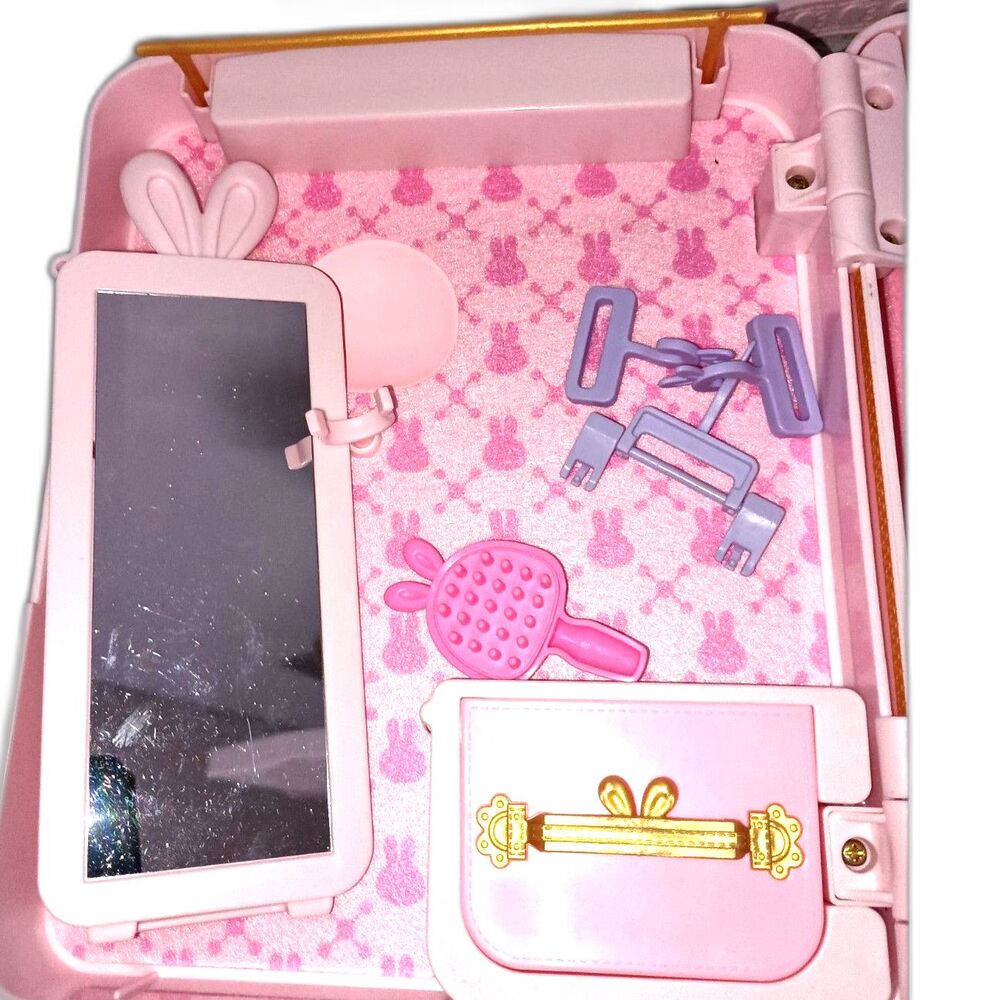 Na Na Na Surprise 3-in-1 Backpack Bedroom Pink Bunny Playset - Complete - Picture 5 of 7